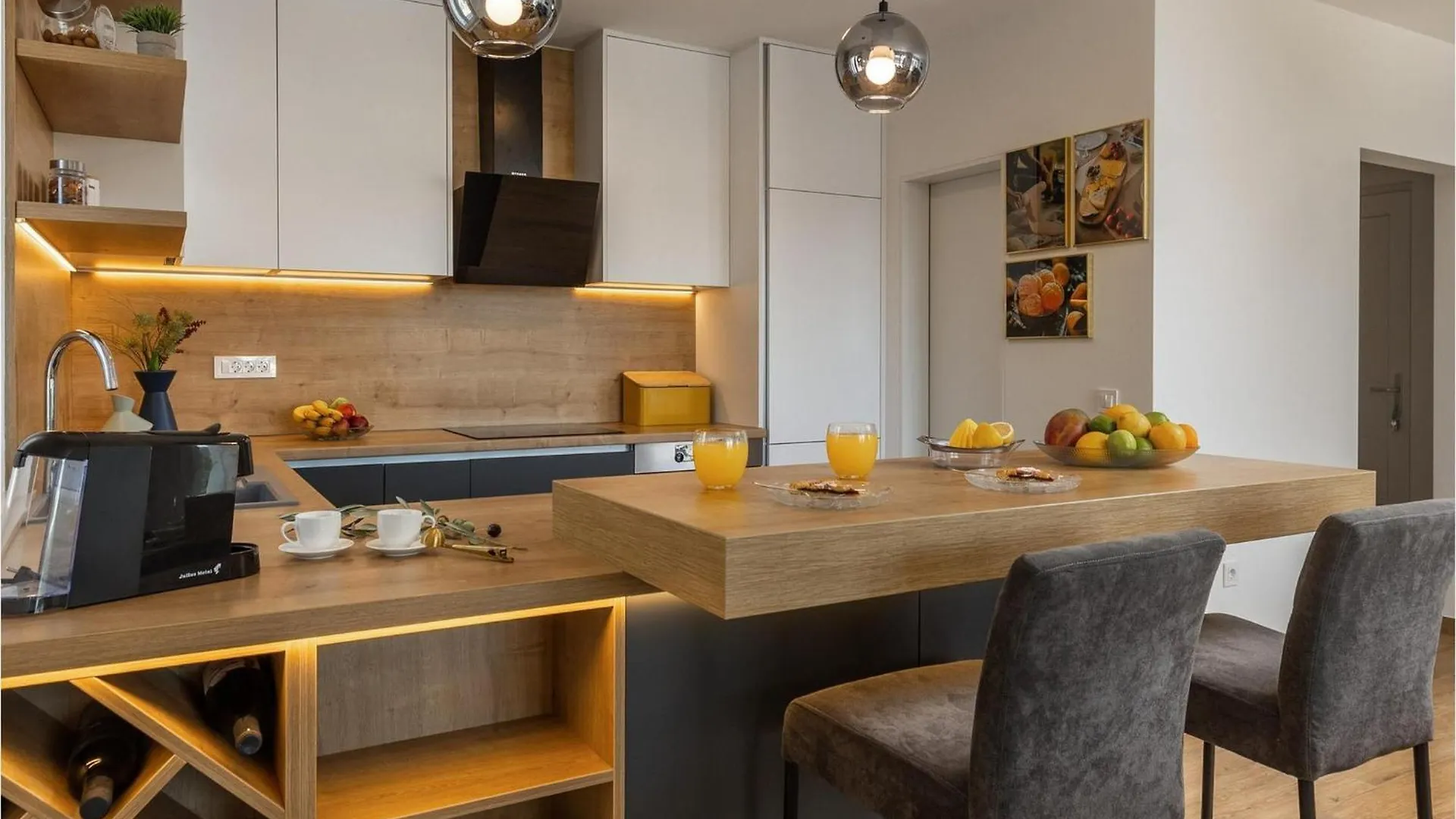 Amazing Villa Deep Green Maslenica