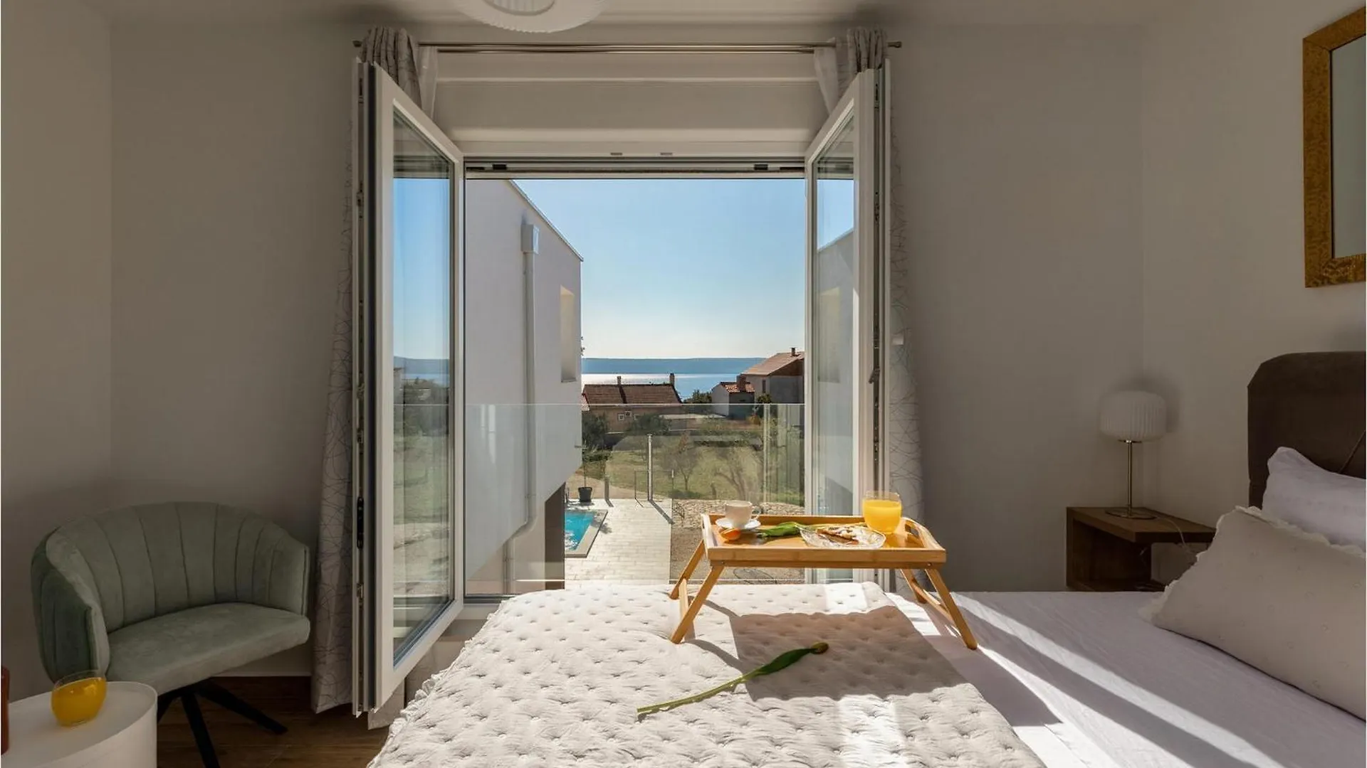Amazing Villa Deep Green Maslenica