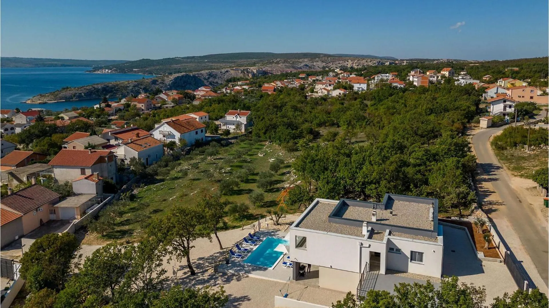 Amazing Villa Deep Green Maslenica
